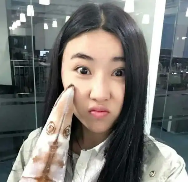 lol阿怡重提代打风波被王思聪送上热搜后,我和前男友慌了