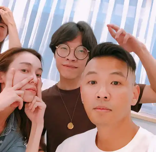 大小s的姐姐罕见露面当年美过徐熙媛如今秒变胖大姐