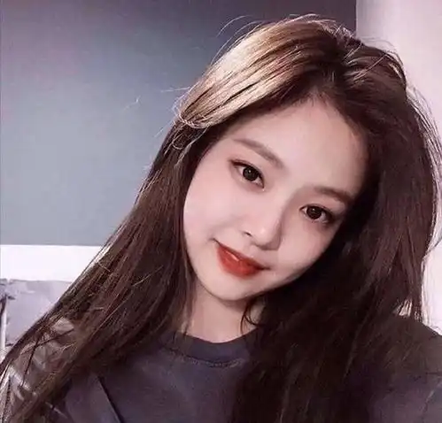 jennie划水也是人设不走善良敬业路线,就是想一边挨嘲一边讨好