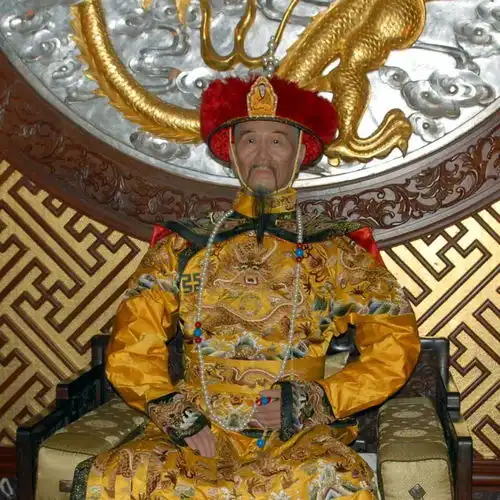 恶俗的力量,西游记这样描写观世音菩萨,玉环穿绣扣,金莲足下深