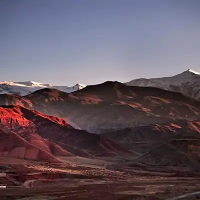 2023山之巅唯美风景头像