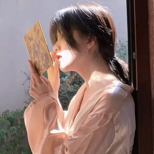 女头西瓜好甜