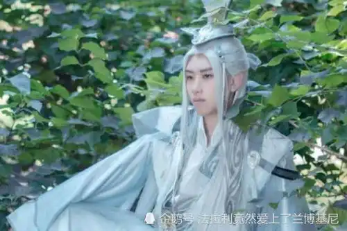最帅气汉服男星,谁说男生穿汉服不好看妖气和仙气并存