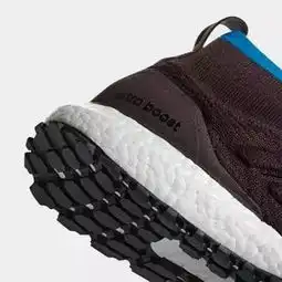 nike和adidas这两个品牌,正在疯狂的收割着潮人的钱包