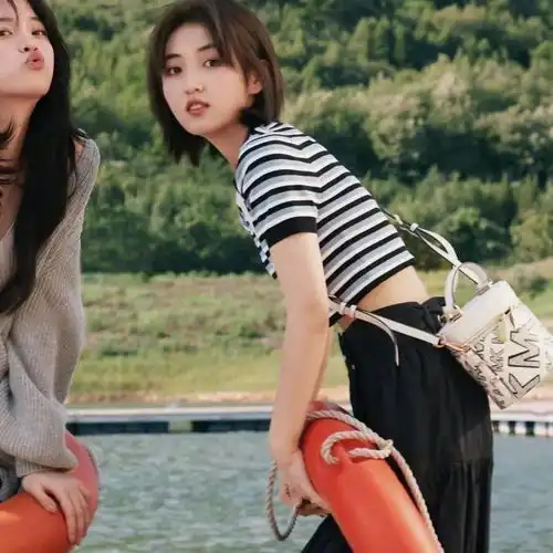 头像最近一期好看的头像