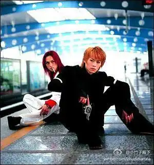 曝锁哥张亮cos八戒旧照杀马特造型亮瞎眼