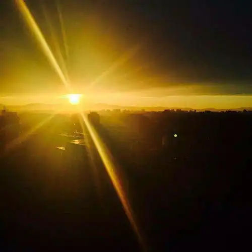 我为什么特别喜欢夕阳落日黄昏呢我一看夕阳为什么有一种很舒服的感觉呢