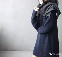 忘掉驼色吧,这几件灰色单品,美得真高级
