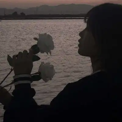温柔夕阳女生唯美头像不同的季微信头像我要个性网