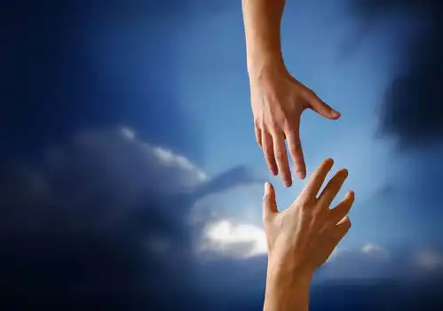 女孩因与男生交好遭到毒打,七位打人者只要一人家长道歉