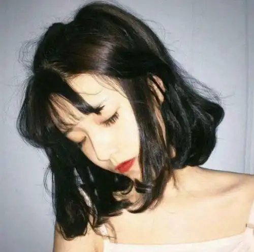 异性之间,男人主动为女人做过三件事,关系就不纯洁了