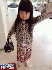 曹格女儿grace成长照化身吃货啃不停姿势扭捏妖娆