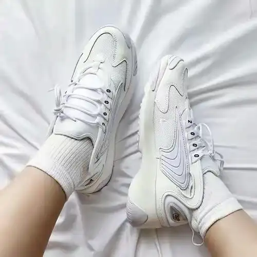 夏天最适合女生的三双球鞋送女友必备