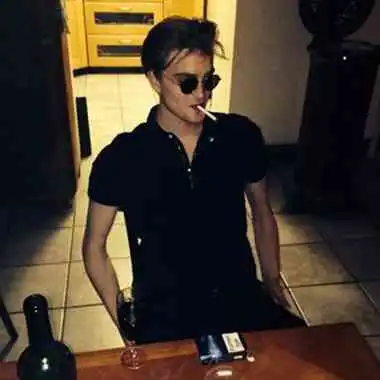 烟酒弟兄微信头像图片大全