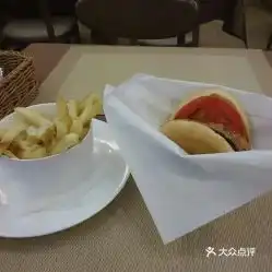 摩斯汉堡乐峰广场店的摩斯吉士汉堡餐好不好吃用户评价口味怎么样广州美食摩斯吉士汉堡餐实拍图片大众点评