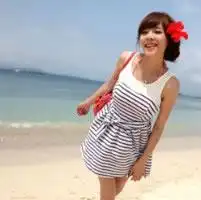 头上或者手上有花的女头像
