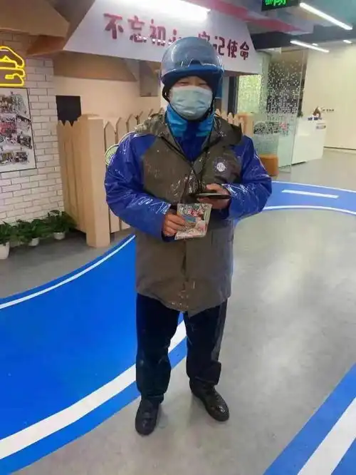 长风这群外卖小哥竟然不怕霸王级寒潮原来他们有秘密武器