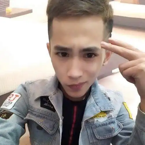 吴迪团队养出白眼狼,和柚子君互撕,心机深沉网友真恶心