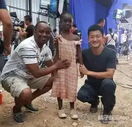 战狼2里的两个非洲小孩是谁竟然都来自中国而且中文超62