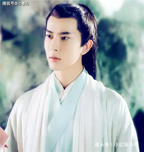 邓伦演狐狸,任嘉伦演狐狸,于朦胧演狐狸,但只有他称得上是狐仙本仙