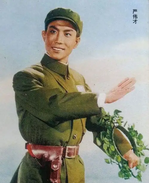 他凭借一句打败美帝野心狼爆火,却移居美国,如今后悔了吗