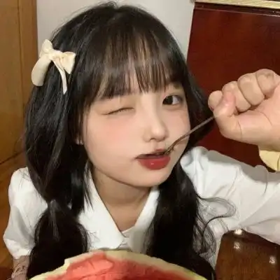 真人照片头像女不是网图,超好看的真人头像女生