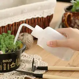 懒角落挤压式尖嘴浇水瓶多肉植物专用喷壶堆糖,美好生活研究所