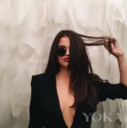 赛琳娜戈麦斯一条instagram能赚360万