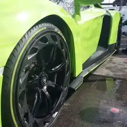全球仅此一台的绿色兰博基尼毒药,原谅色